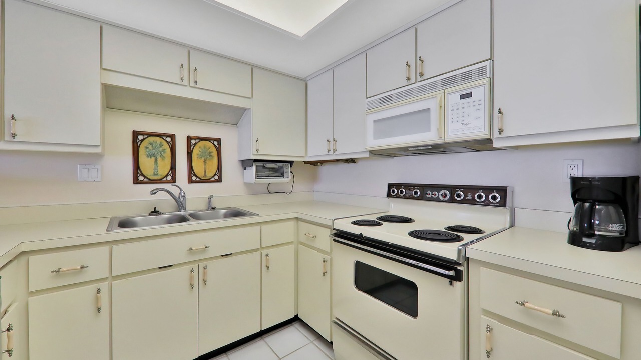 Photo of Kitchen in Crescent Beach