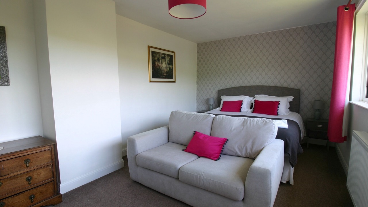 Photo of Bedroom in Crynant