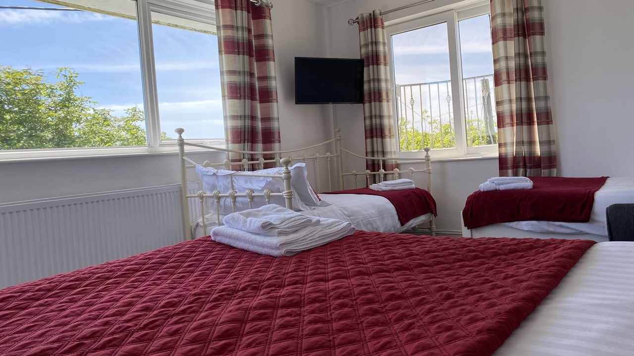 Photo of Bedroom in Crynant