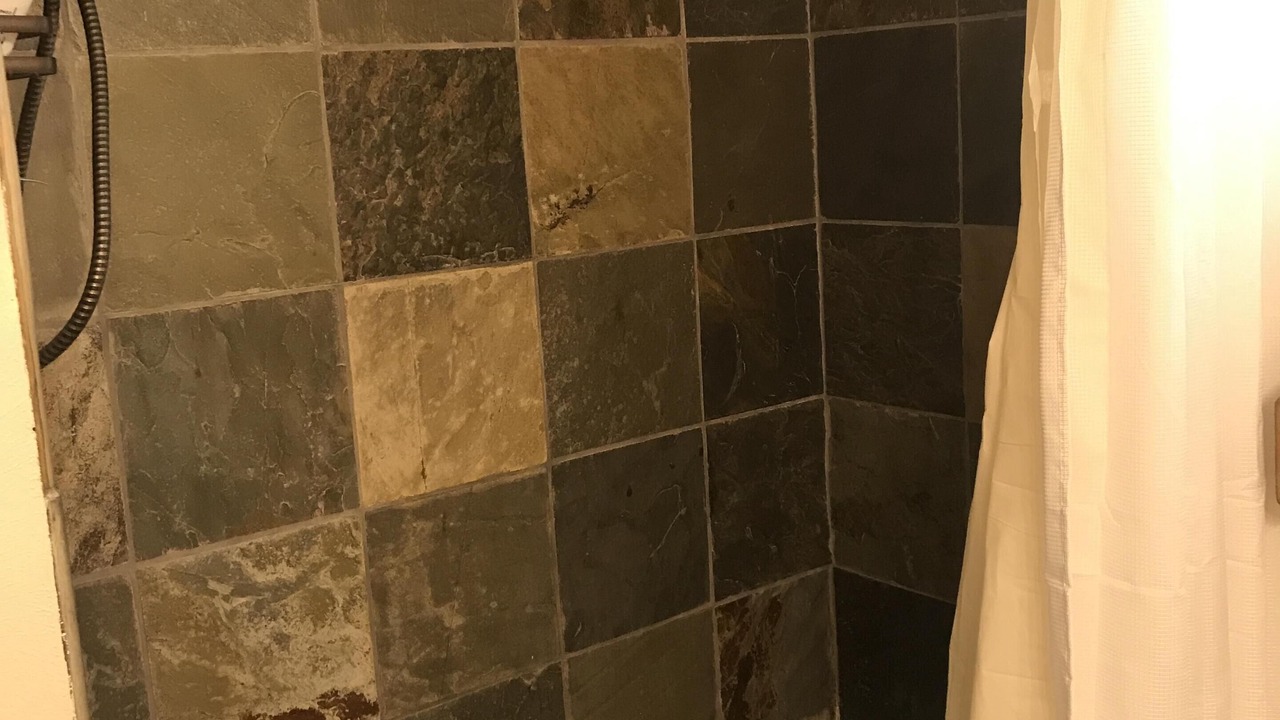 Photo of Bathroom in Franklin to the Fort