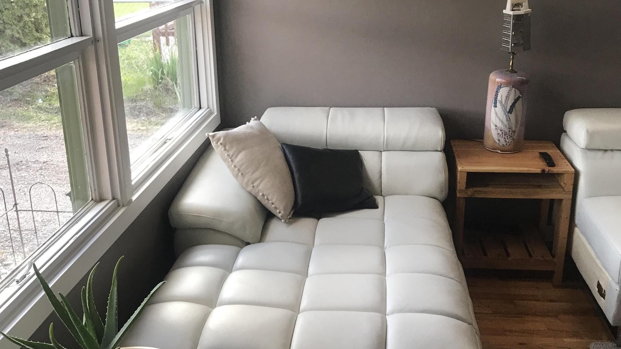 Photo of Livingroom in Franklin to the Fort