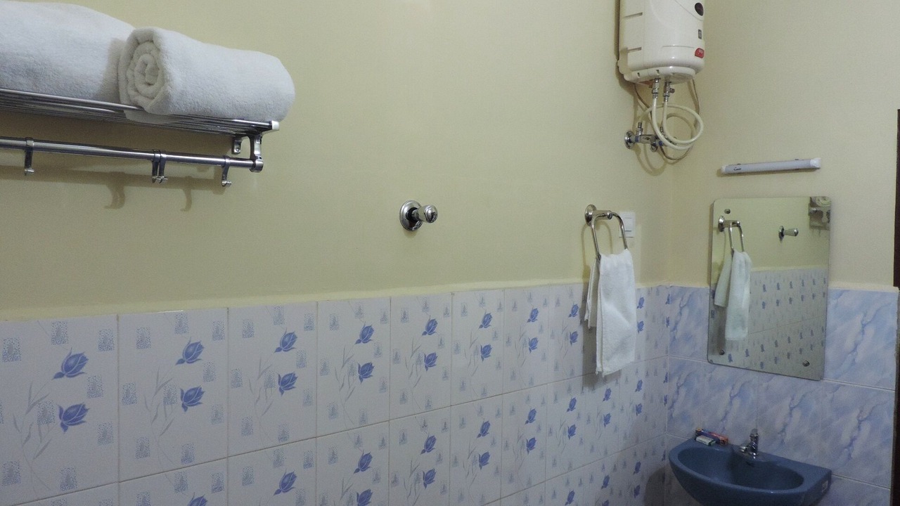Photo of Bathroom in Kolagappara