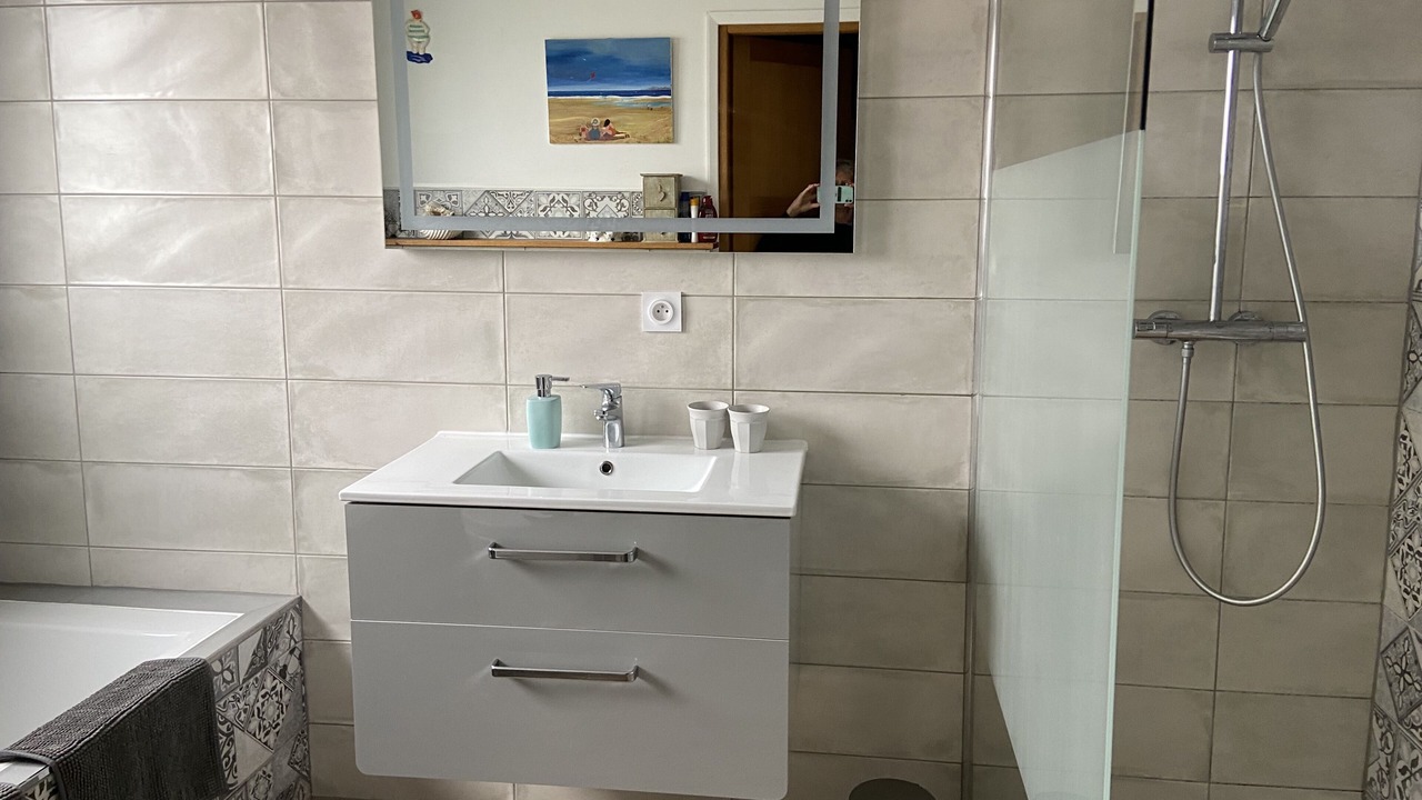 Photo of Bathroom in Treziers