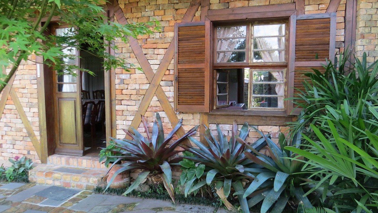 Photo of Outdoor in Portico