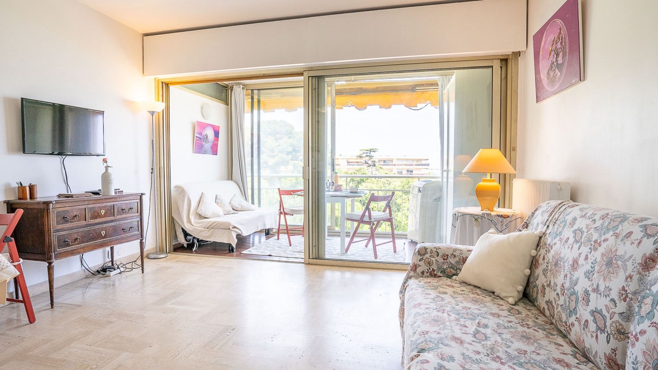 Photo of Livingroom in La Croix des Gardes