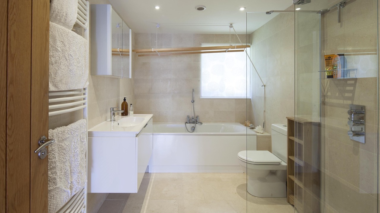 Photo of Bathroom in Rock