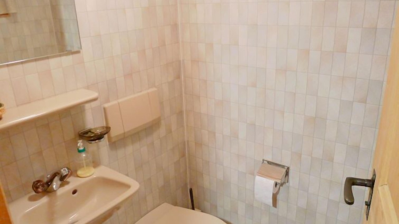 Photo of Bathroom in Tujetsch