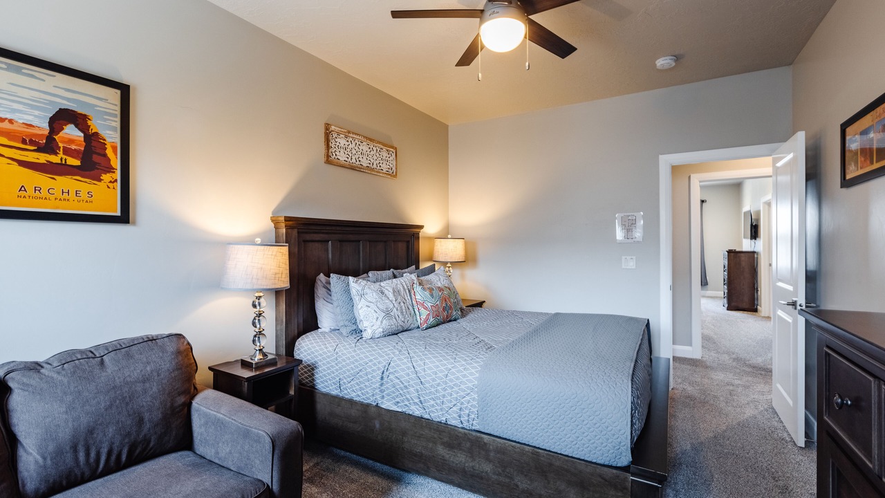 Photo of Bedroom in Hurricane