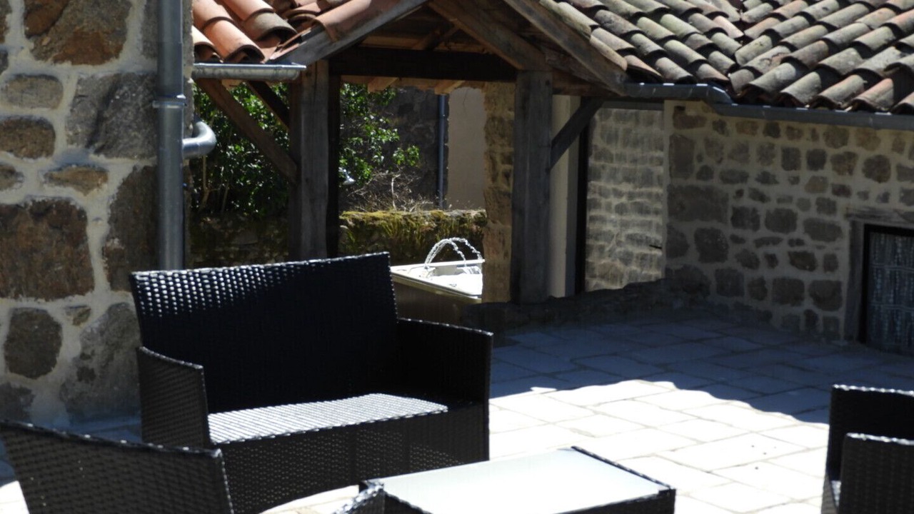 Photo of Patio Balcony in Nozieres
