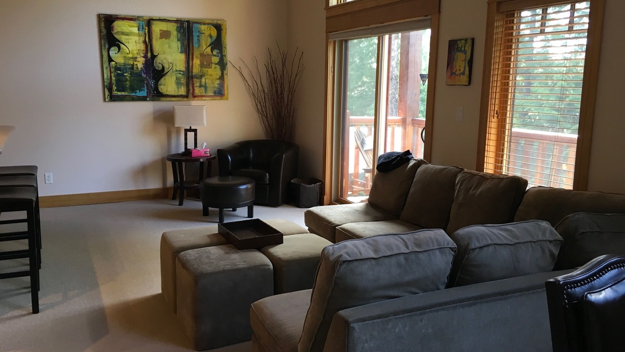 Photo of Livingroom in Rossland