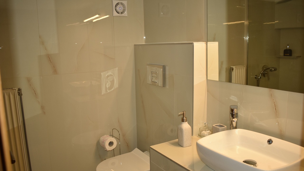 Photo of Bathroom in Ano Poli