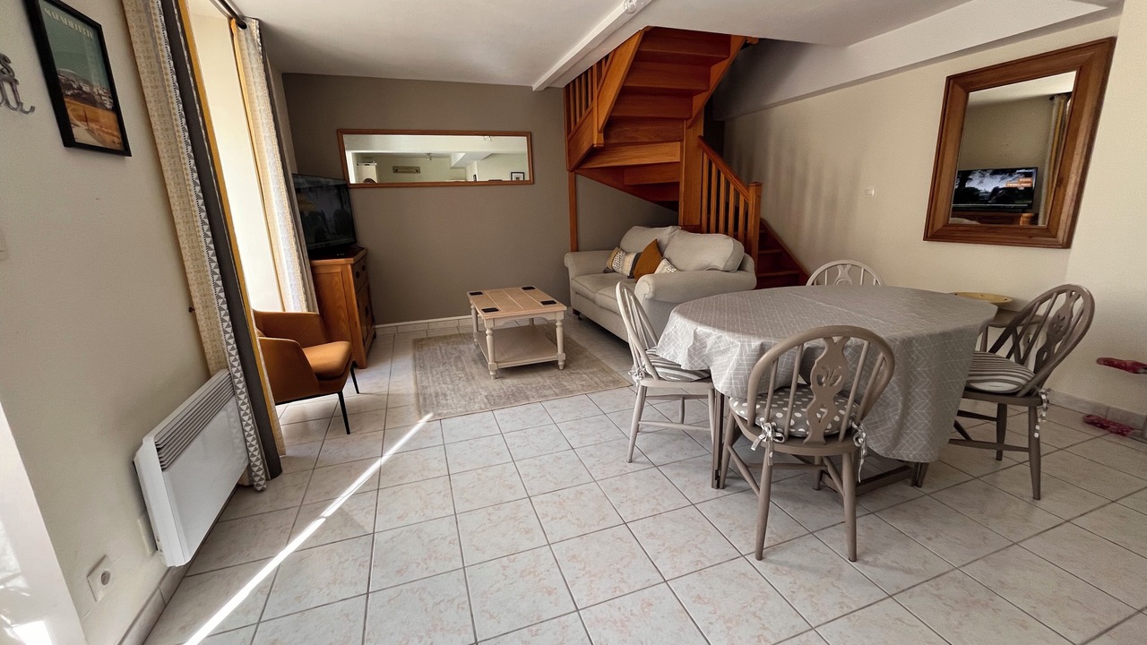 Photo of Livingroom in Marseillette