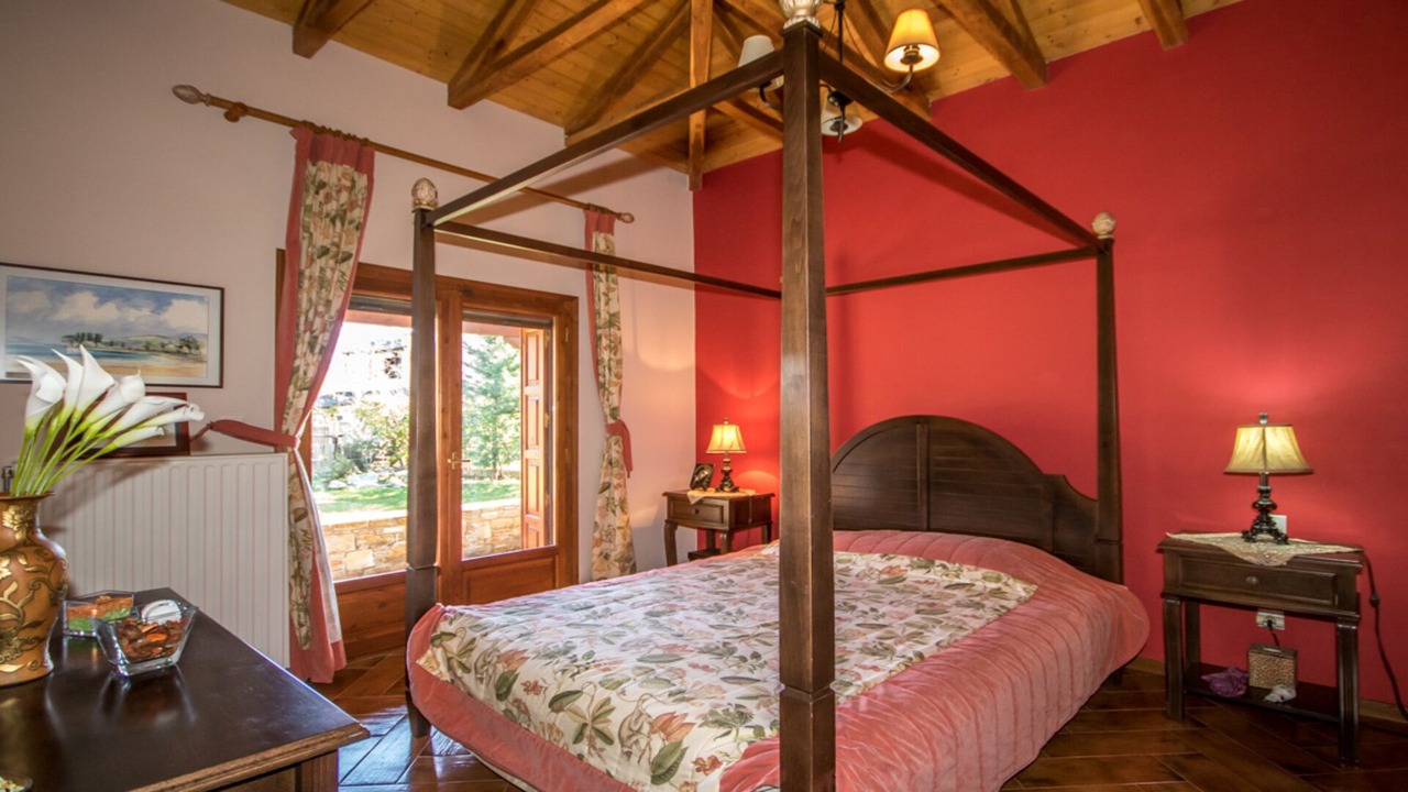 Photo of Bedroom in Koropi