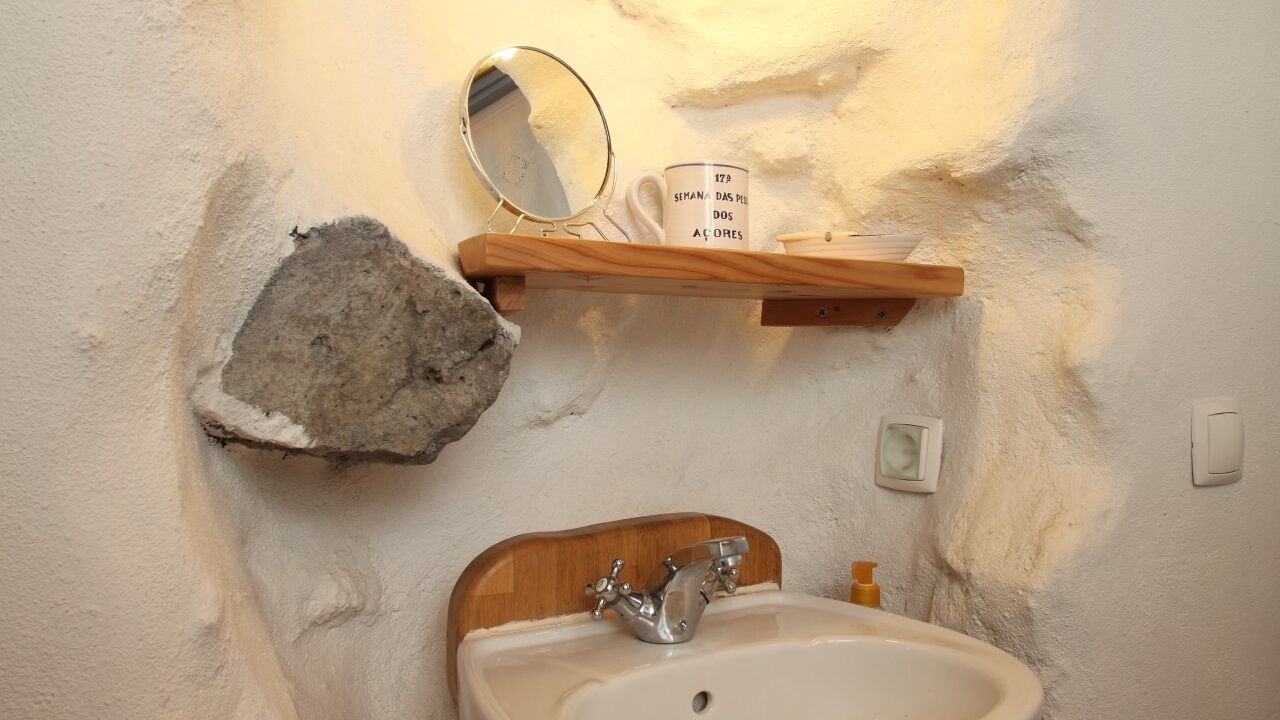 Photo of Bathroom in Horta