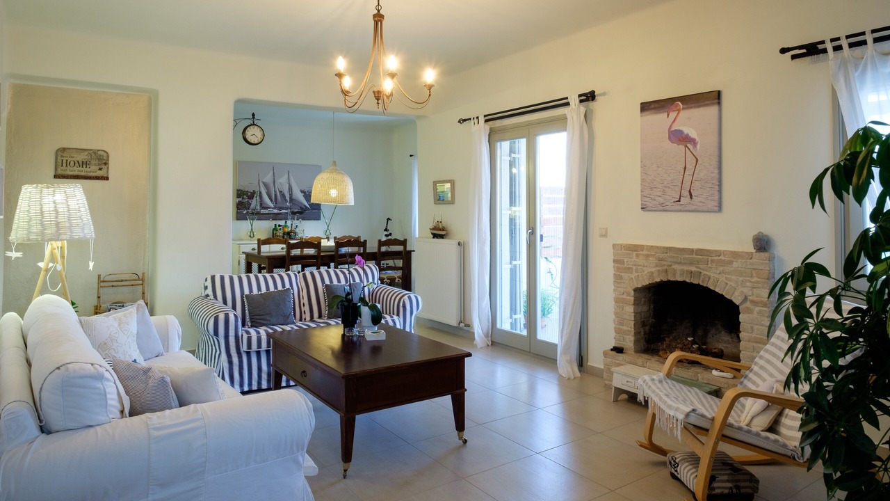 Photo of Livingroom in Parasporos