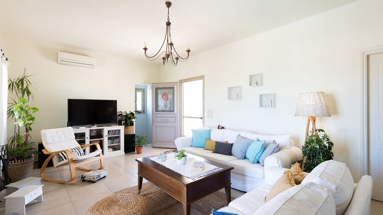 Photo of Livingroom in Parasporos