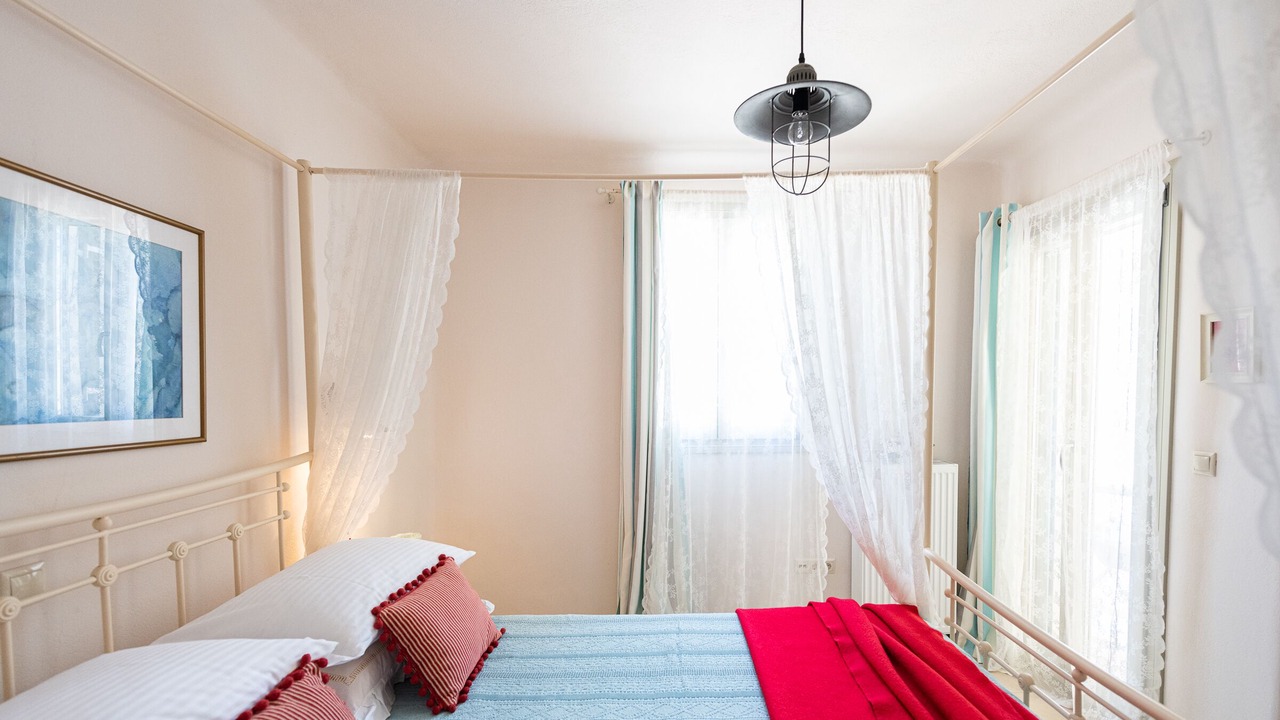 Photo of Bedroom in Parasporos