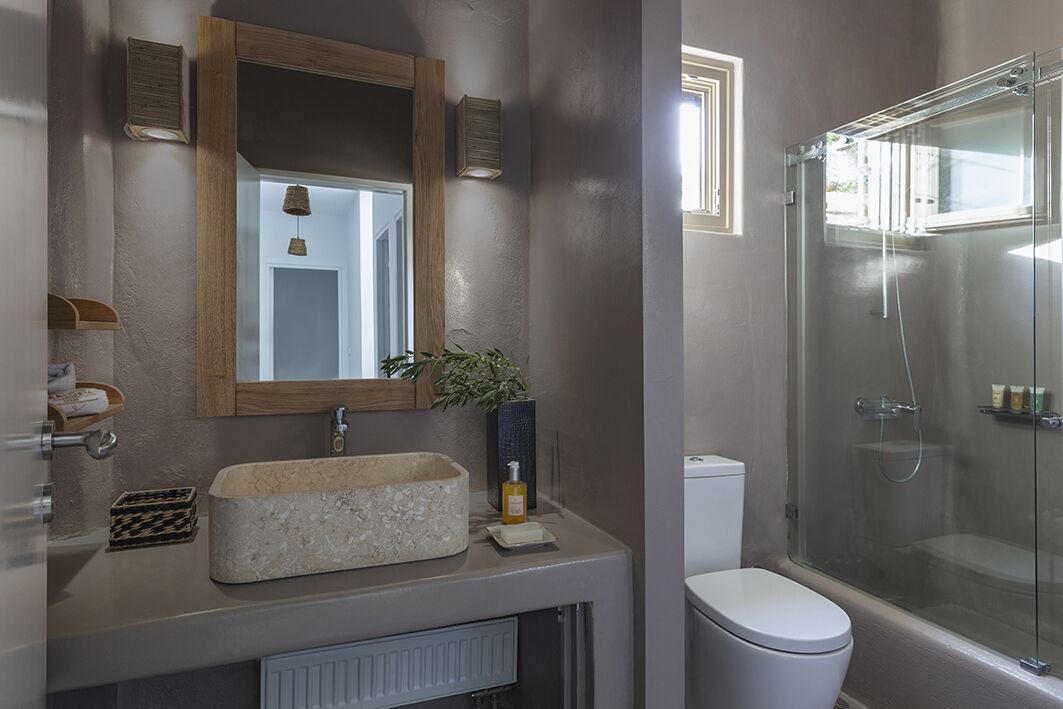 Photo of Bathroom in Ampelas