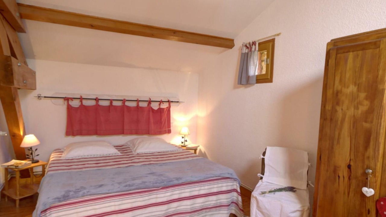 Photo of Bedroom in Les Salles