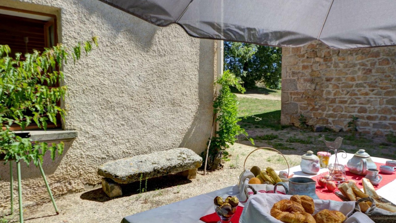 Photo of Outdoor in Les Salles