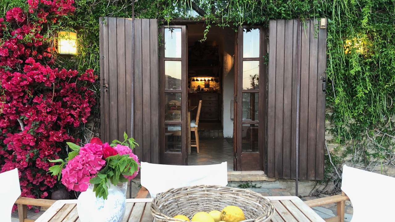Photo of Outdoor in Andros Town