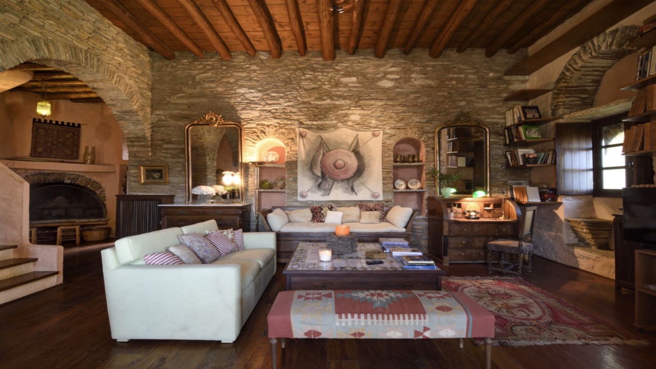 Photo of Livingroom in Andros Town