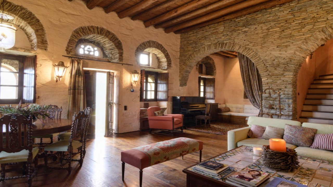 Photo of Livingroom in Andros Town