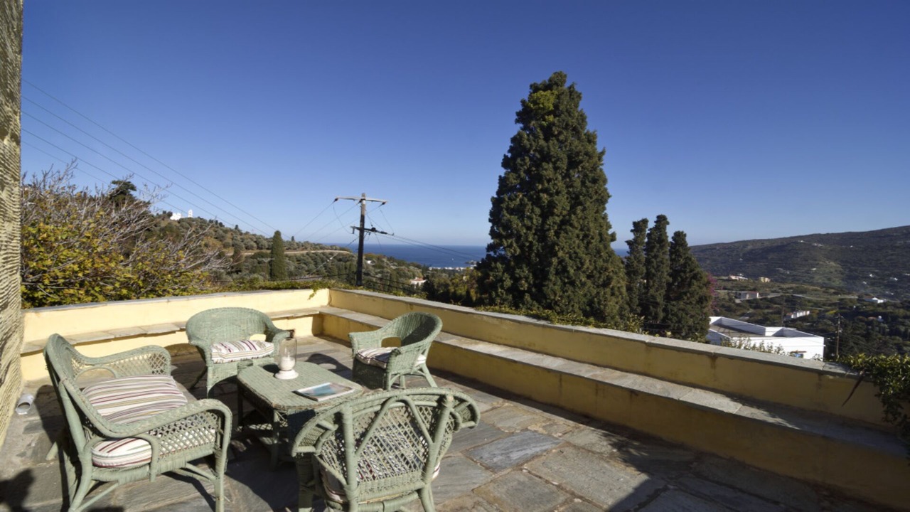 Photo of Outdoor in Andros Town