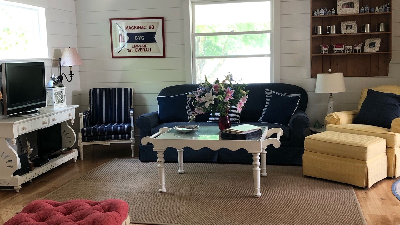 Photo of Bedroom in Harbor Springs