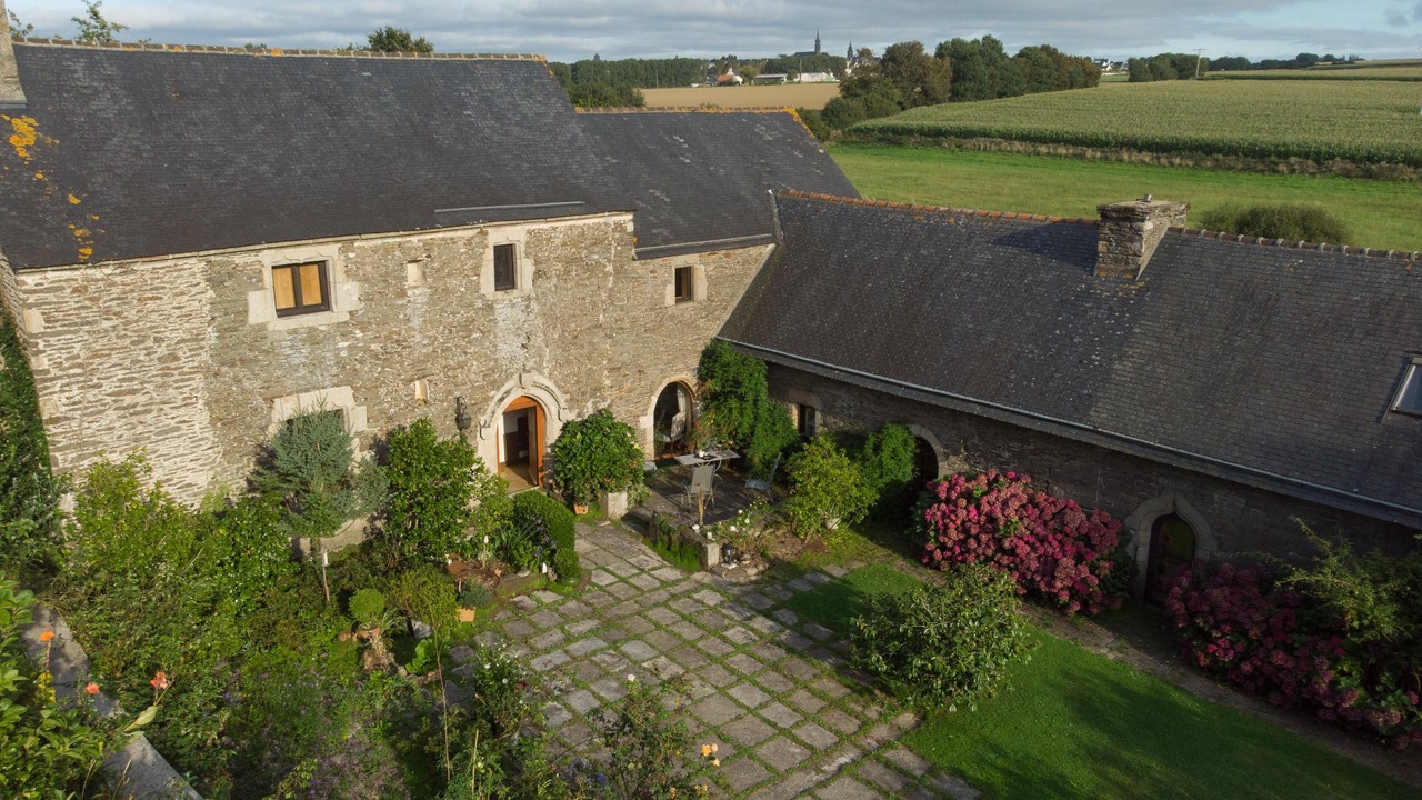 Photo of Outdoor in Taule