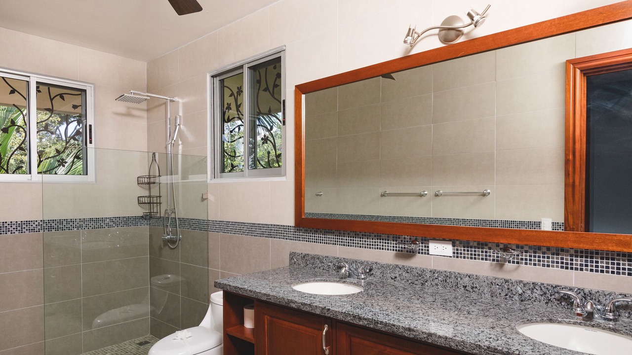 Photo of Bathroom in Manuel Antonio