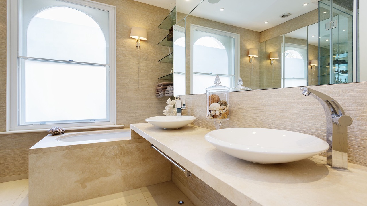 Photo of Bathroom in Holland Park