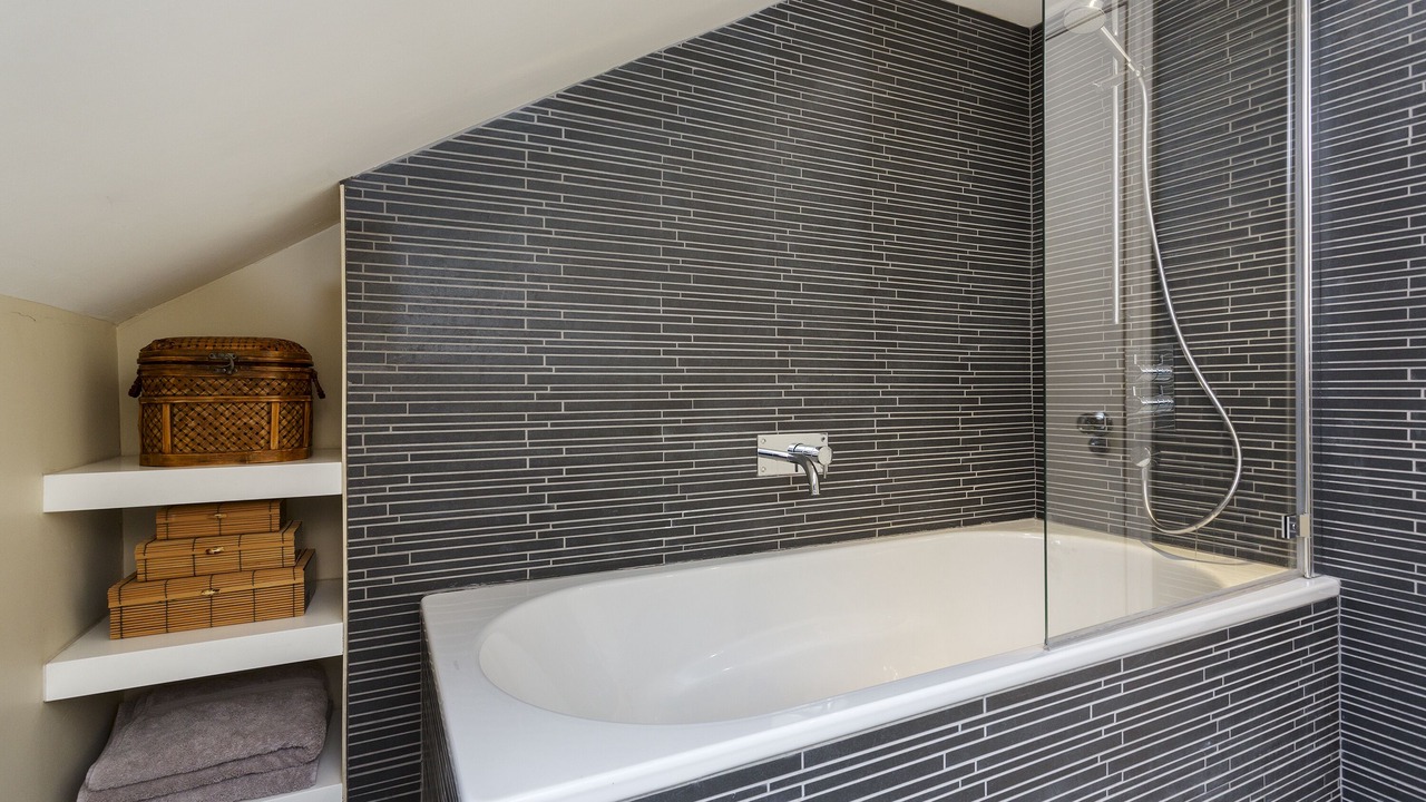 Photo of Bathroom in Holland Park