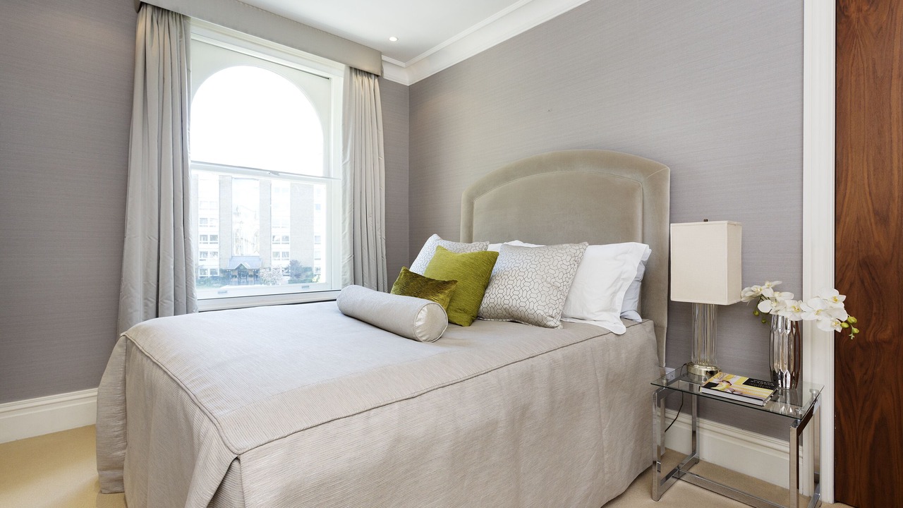 Photo of Bedroom in Holland Park