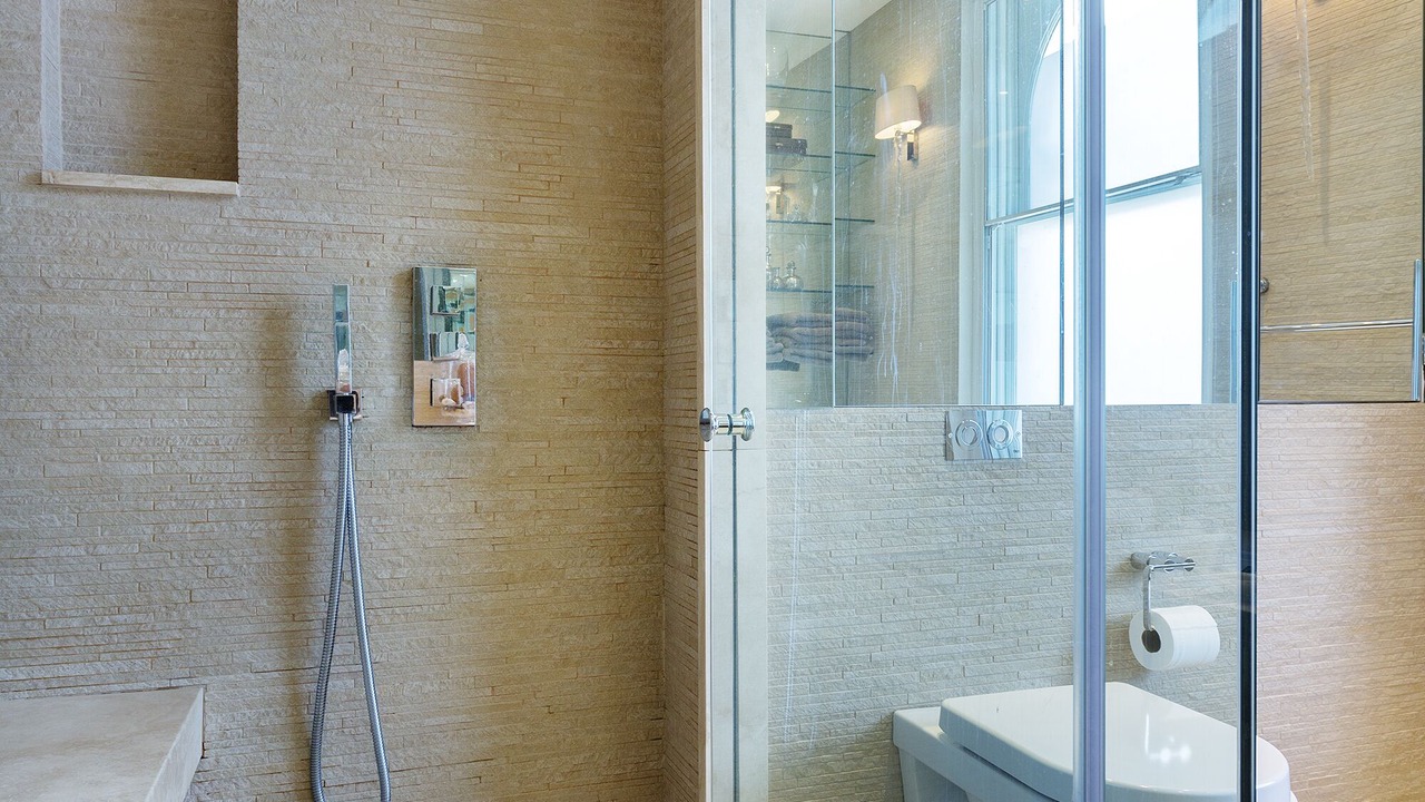 Photo of Bathroom in Holland Park