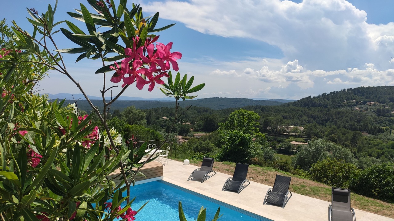 Photo of Outdoor in Callas