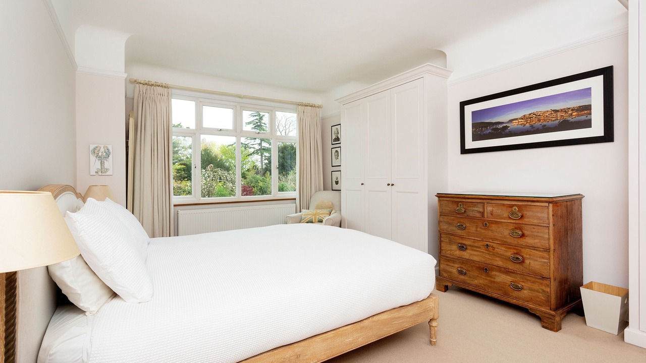 Photo of Bedroom in Kew