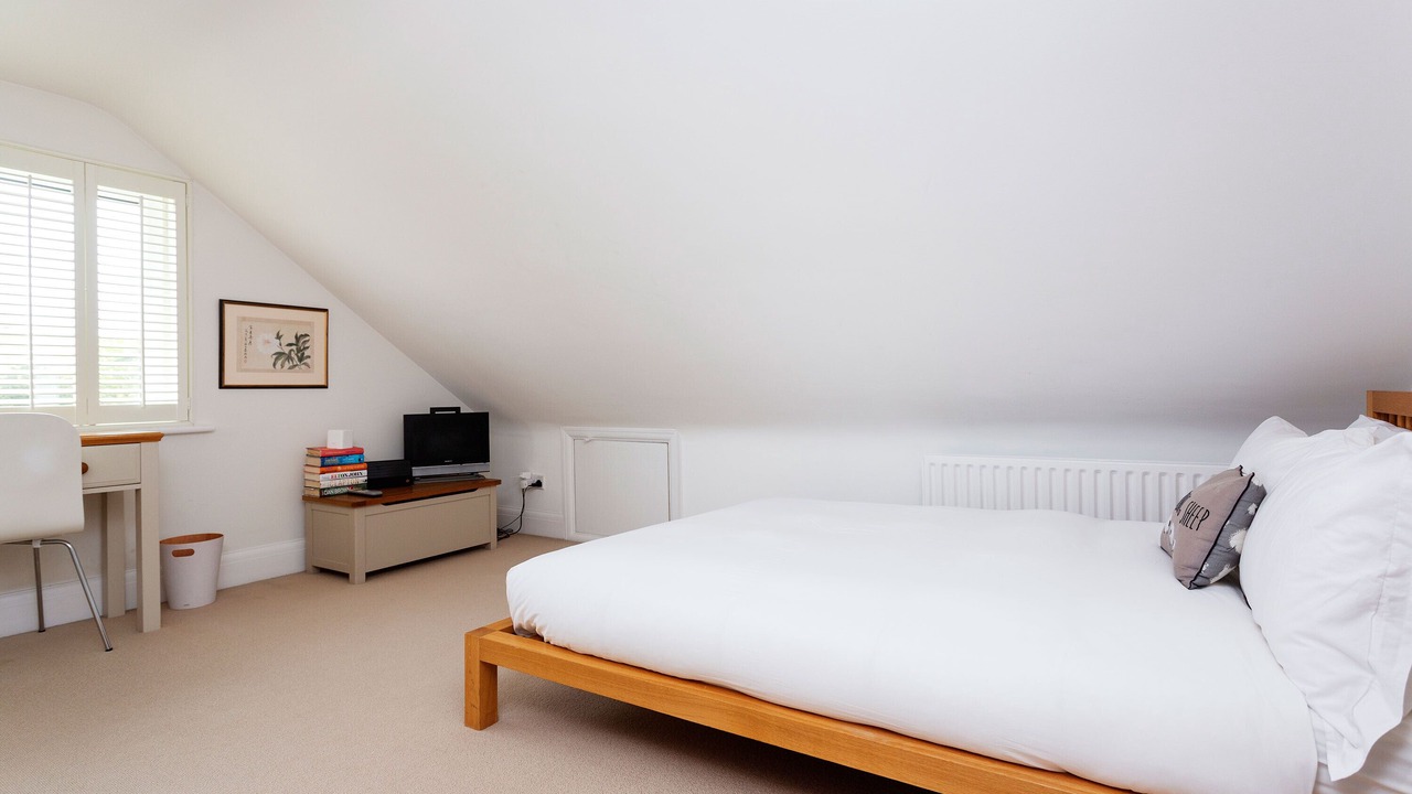 Photo of Bedroom in Kew