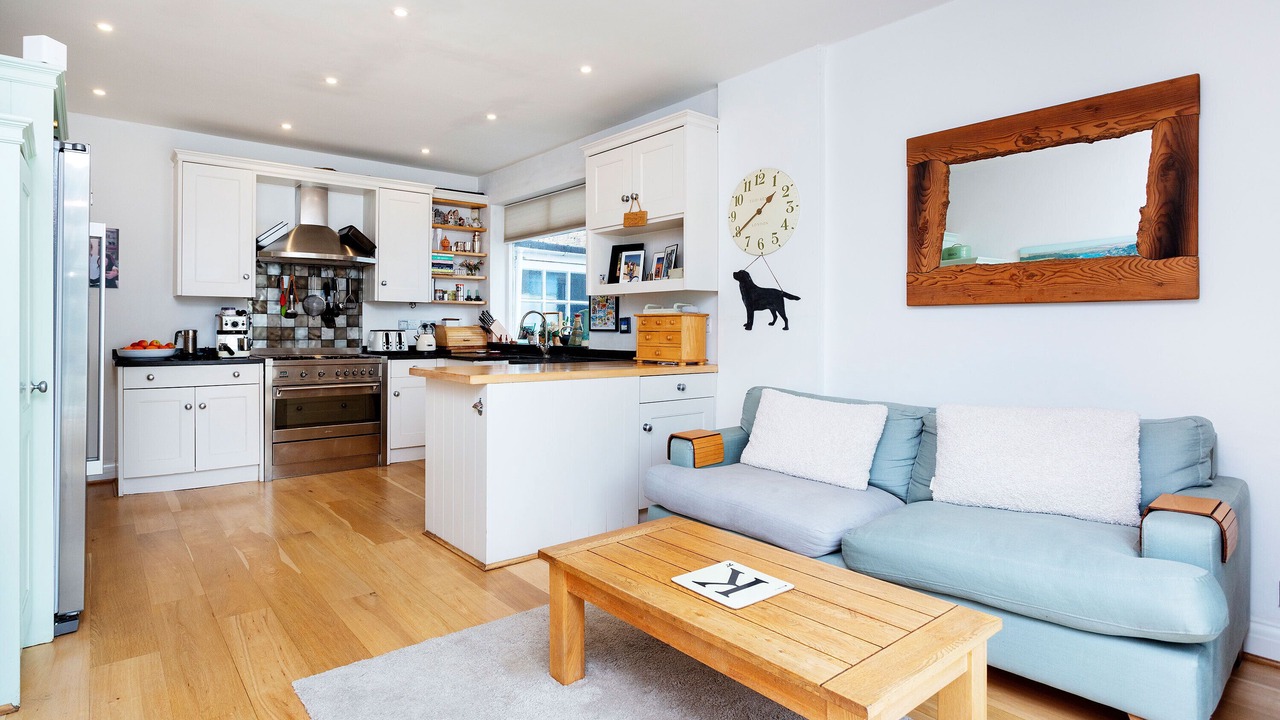 Photo of Livingroom in Kew