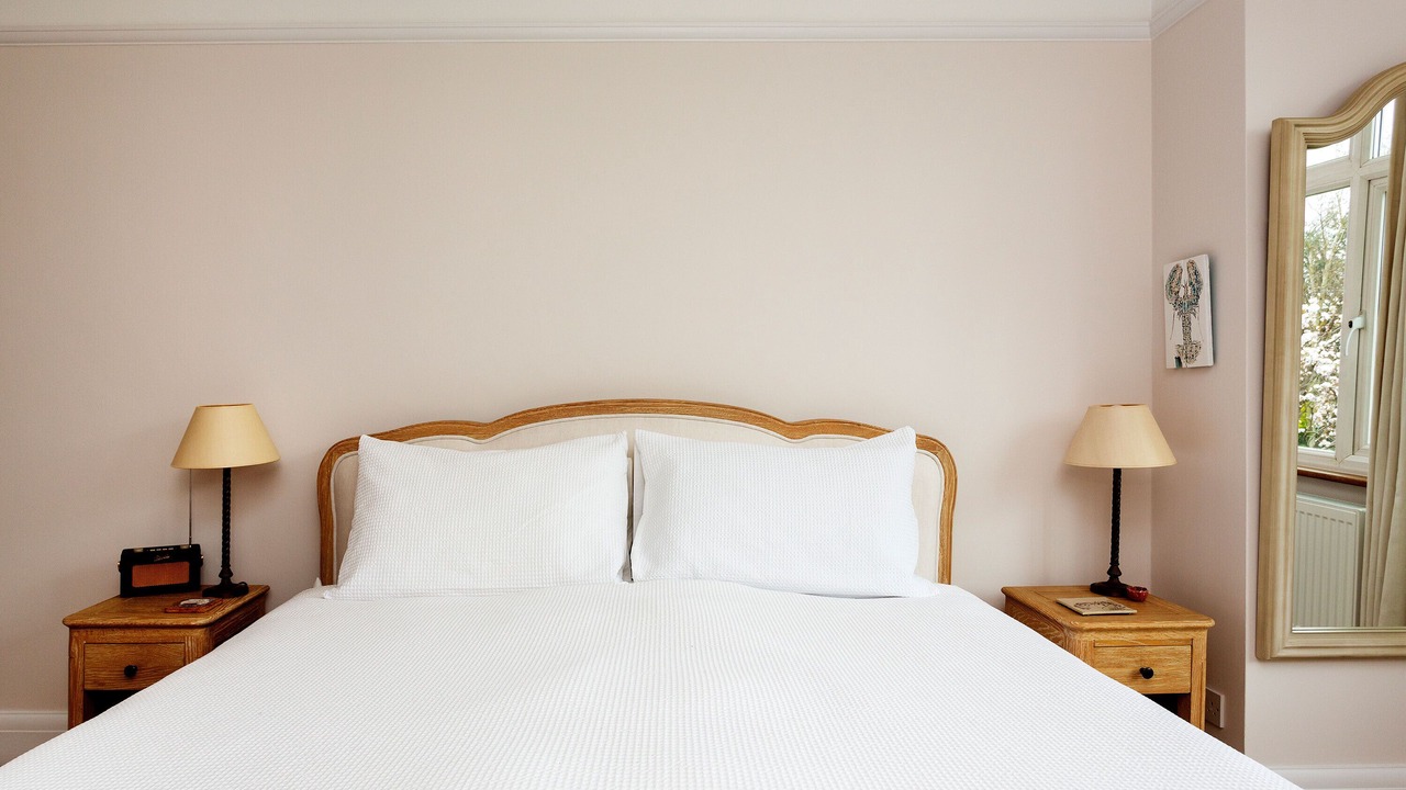 Photo of Bedroom in Kew