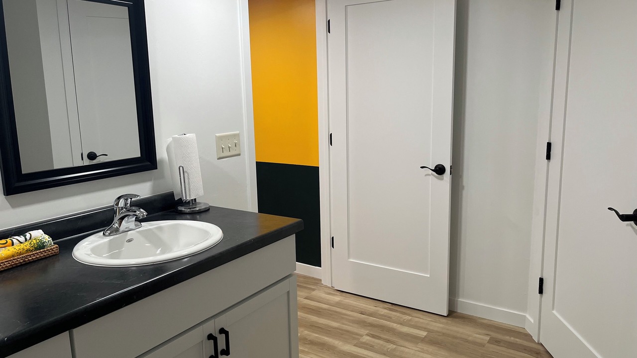 Photo of Bathroom in Green Bay