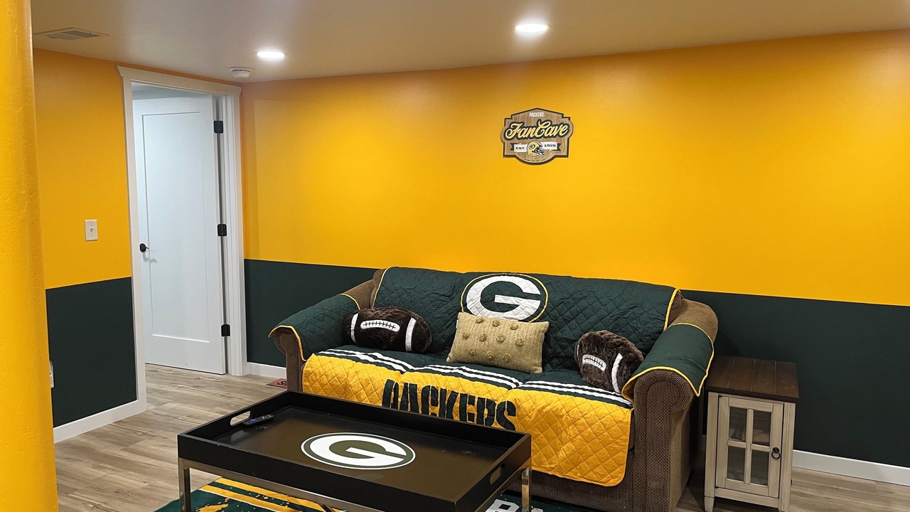 Photo of Others in Green Bay