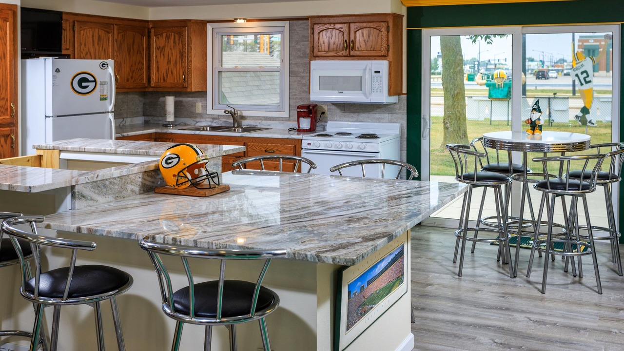 Photo of Others in Green Bay