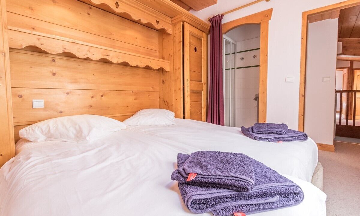 Photo of Bedroom in Arc-1800
