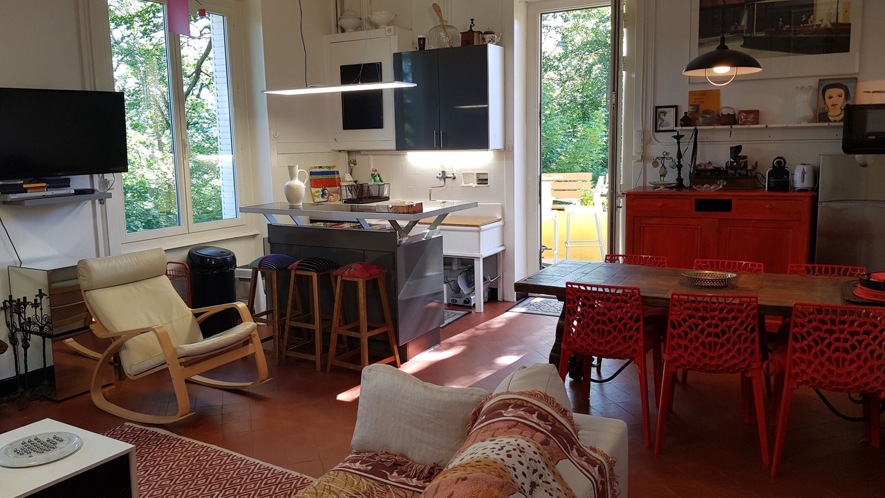 Photo of Livingroom in Oullins