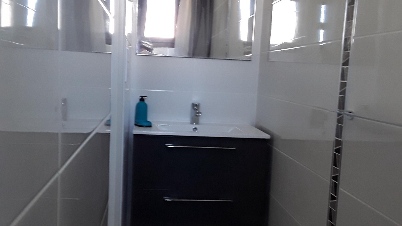 Photo of Bathroom in Sete