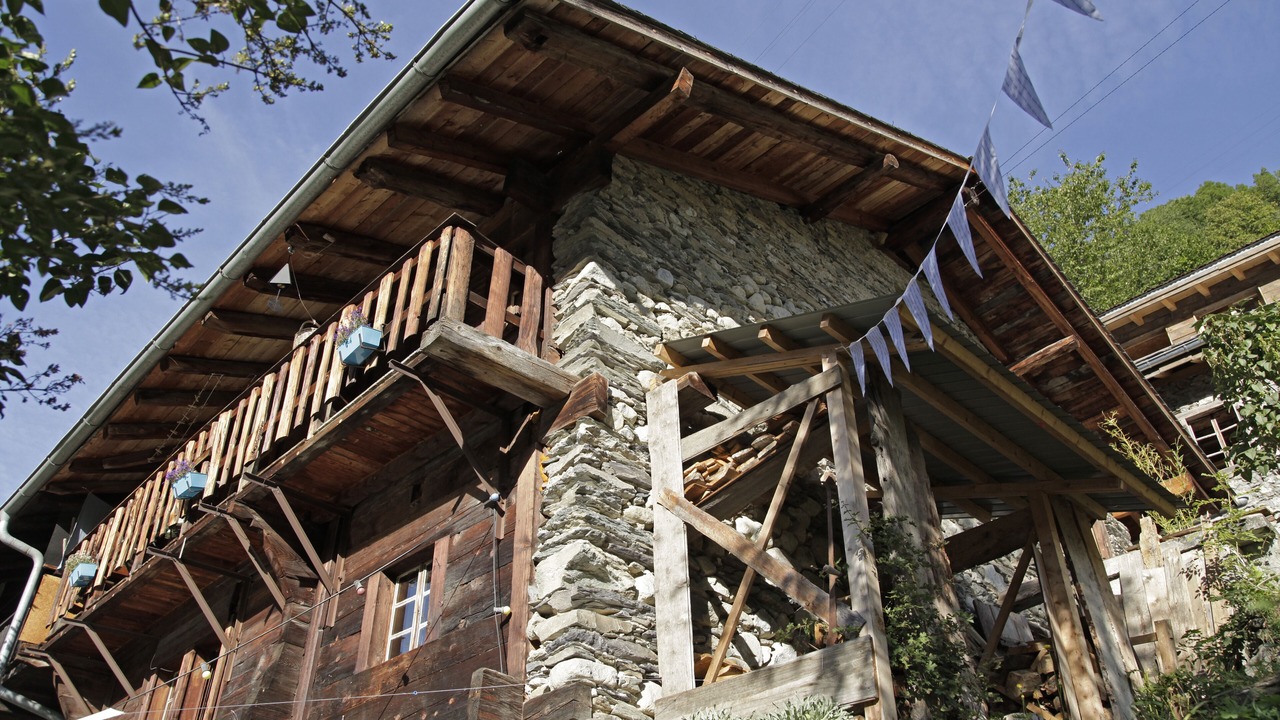 Photo of Outdoor in Le Tretien