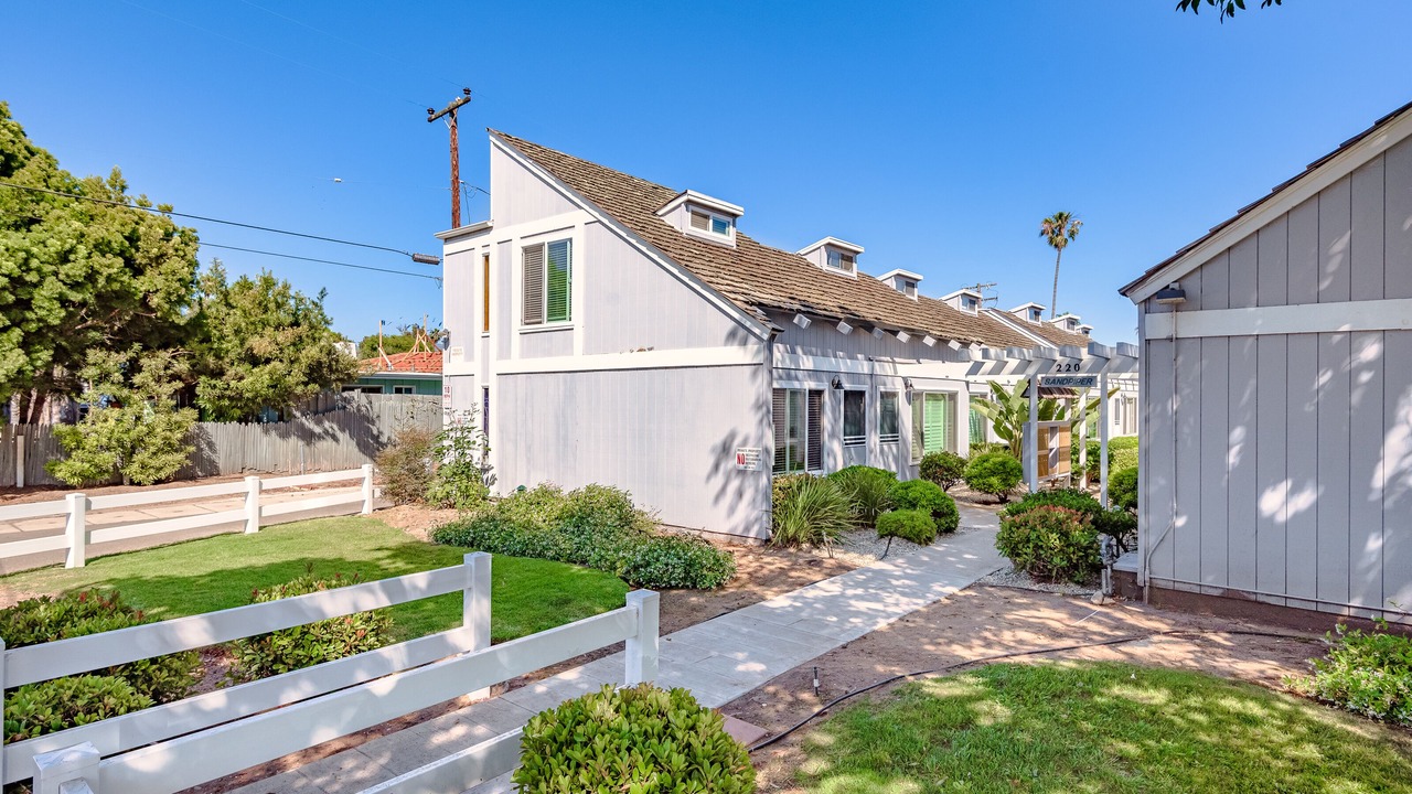 Photo of Others in Carpinteria