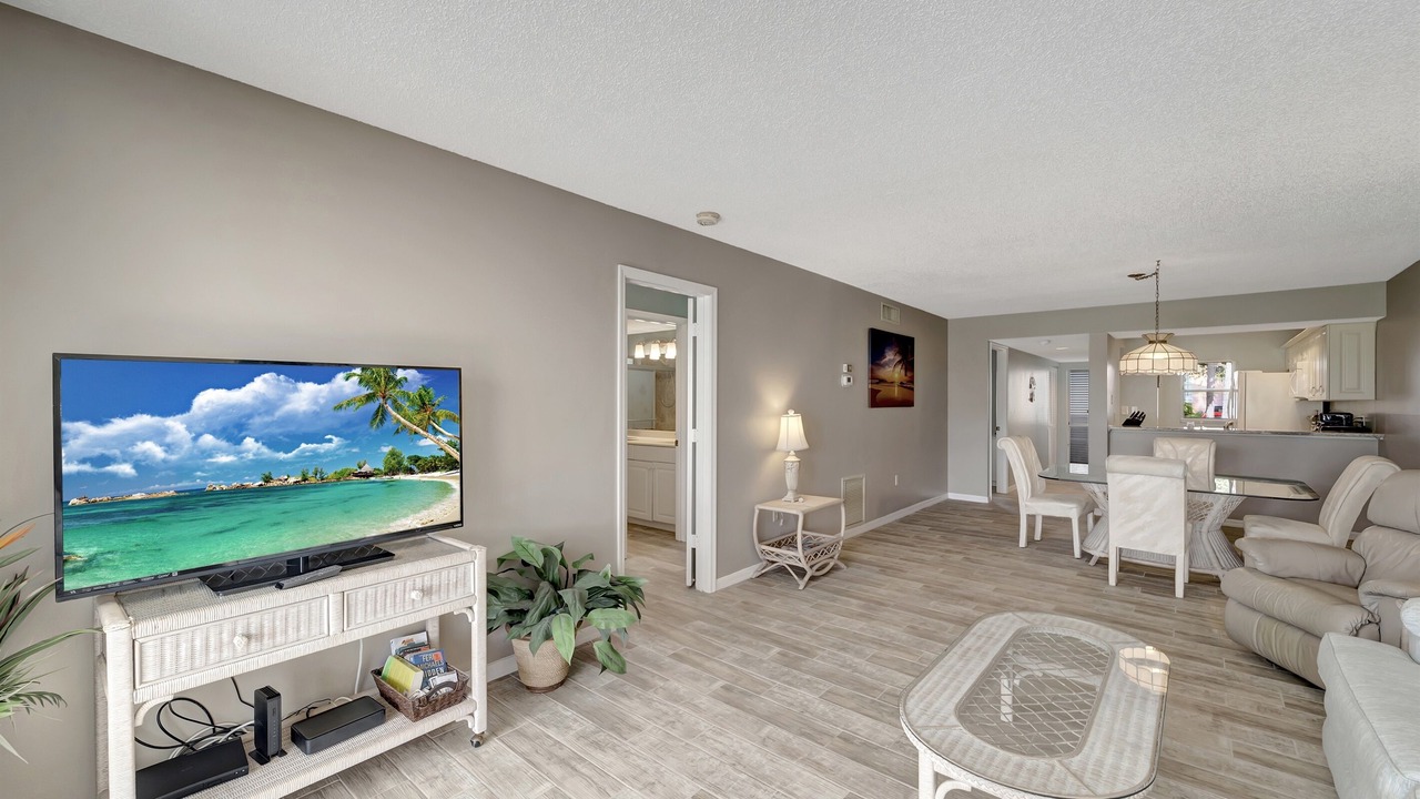 Photo of Livingroom in Plantation