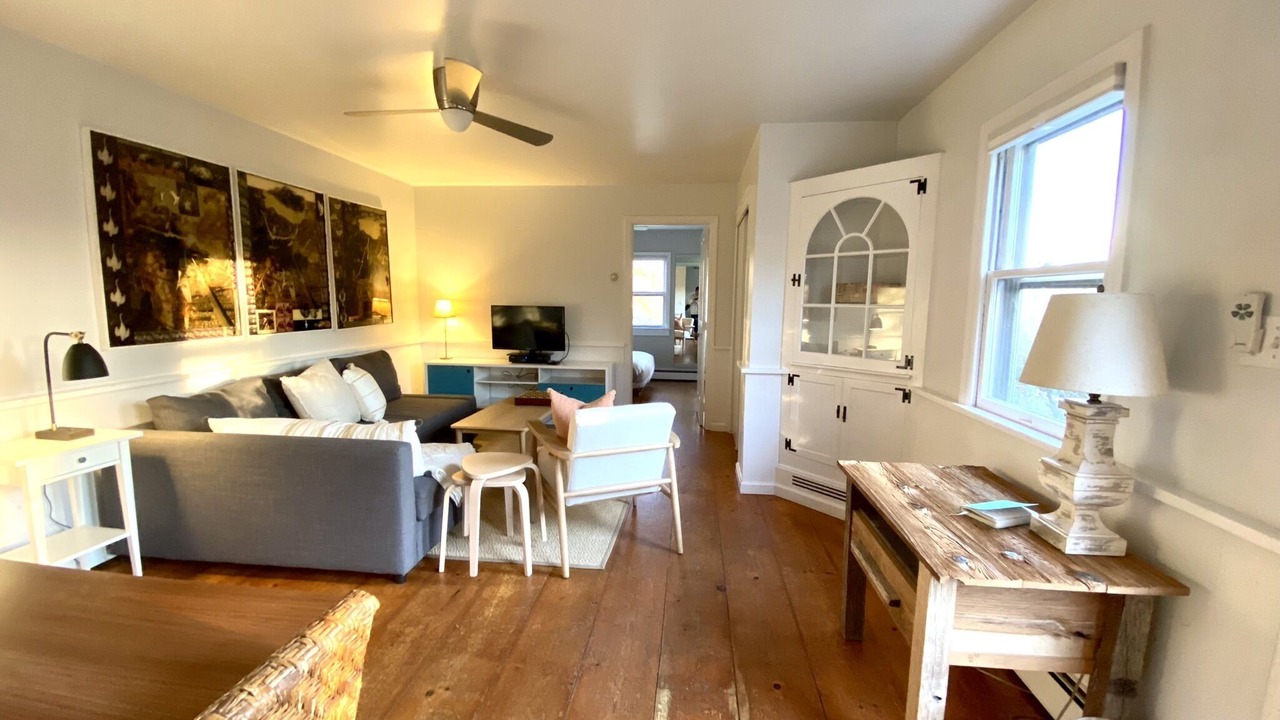 Photo of Livingroom in Montauk